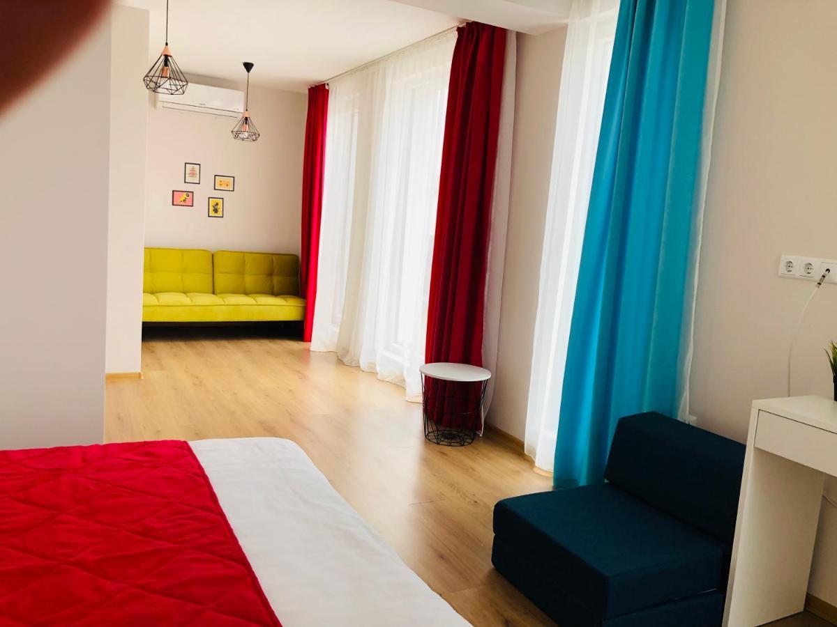 Отель Colors Boutique Обзор Экстерьер фото